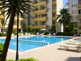 Affordable 1 + 1 pool apartment in Mahmutlar, Alanya