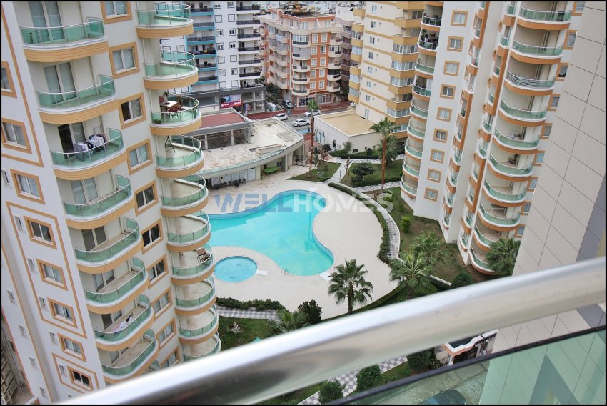 Alanya Mahmutlar lüks site'de full eşyalı 2+1 daire