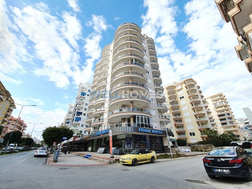 Alanya Mahmutlar Barboros caddesi üzeri,full yeni eşyalı 2+1 residence daire